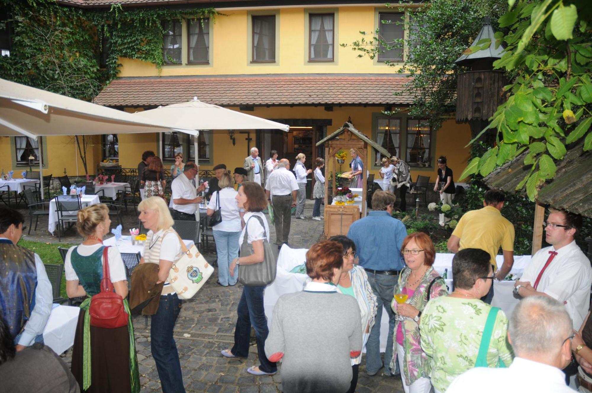 Hotel Leicht Biebelried Bagian luar foto