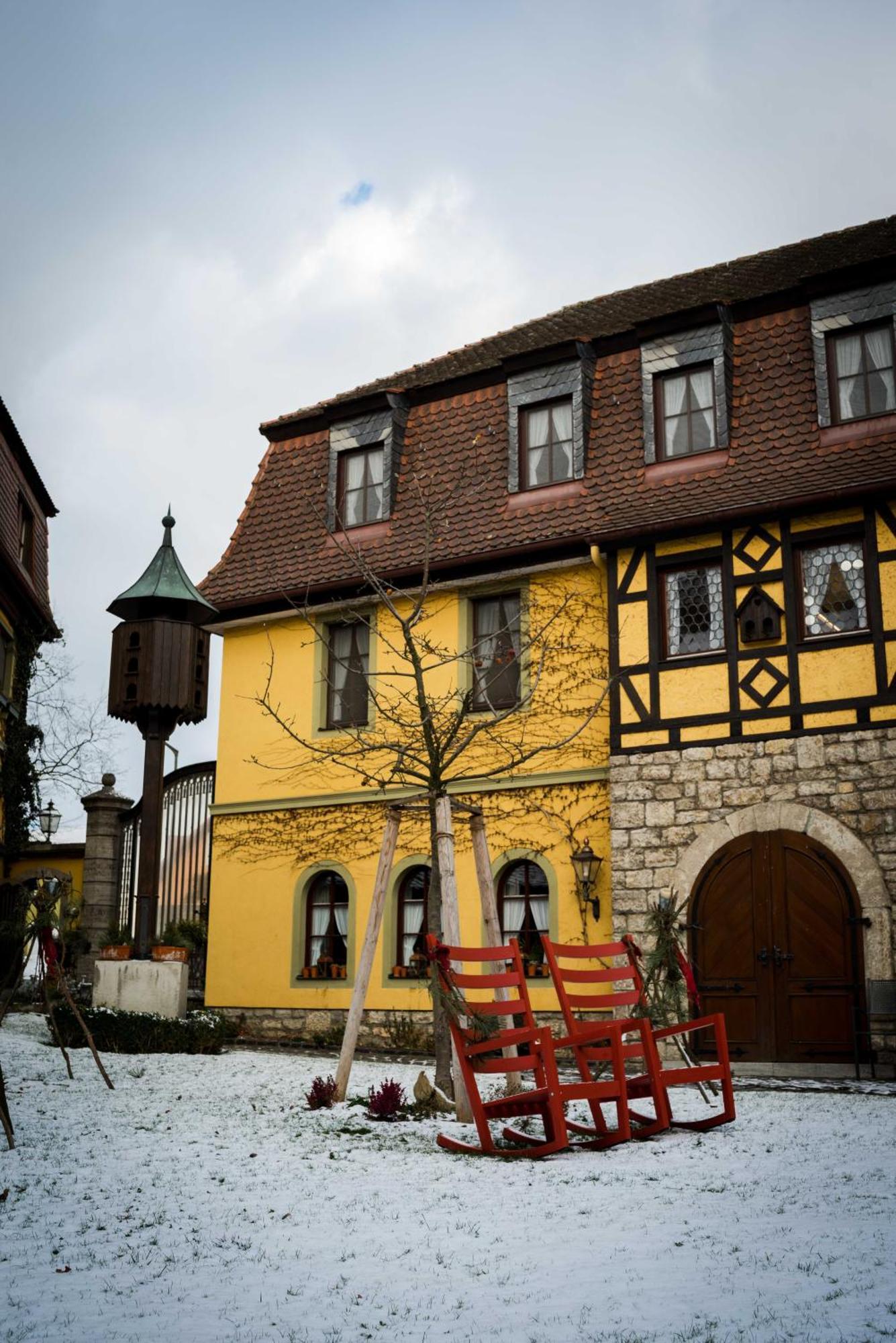 Hotel Leicht Biebelried Bagian luar foto